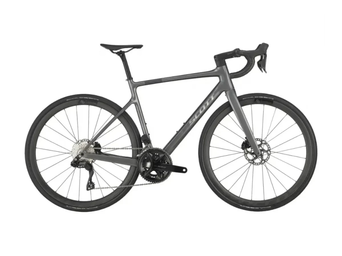 Scott Addict 30 Lightweight and Endurance Road Bike - Text Review