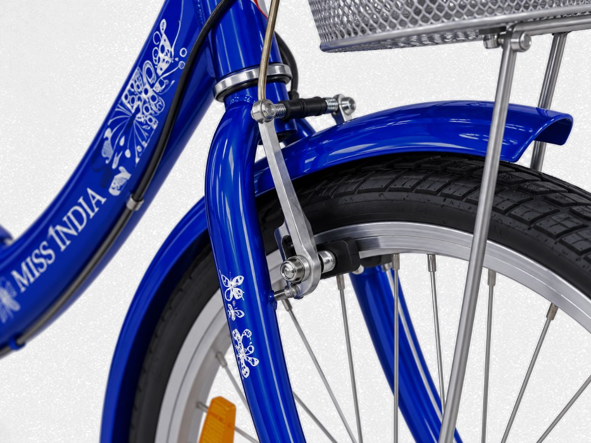 Hero 24 Miss India Gold Junior Bicycle