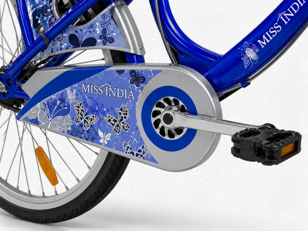 Hero 24 Miss India Gold Junior Bicycle