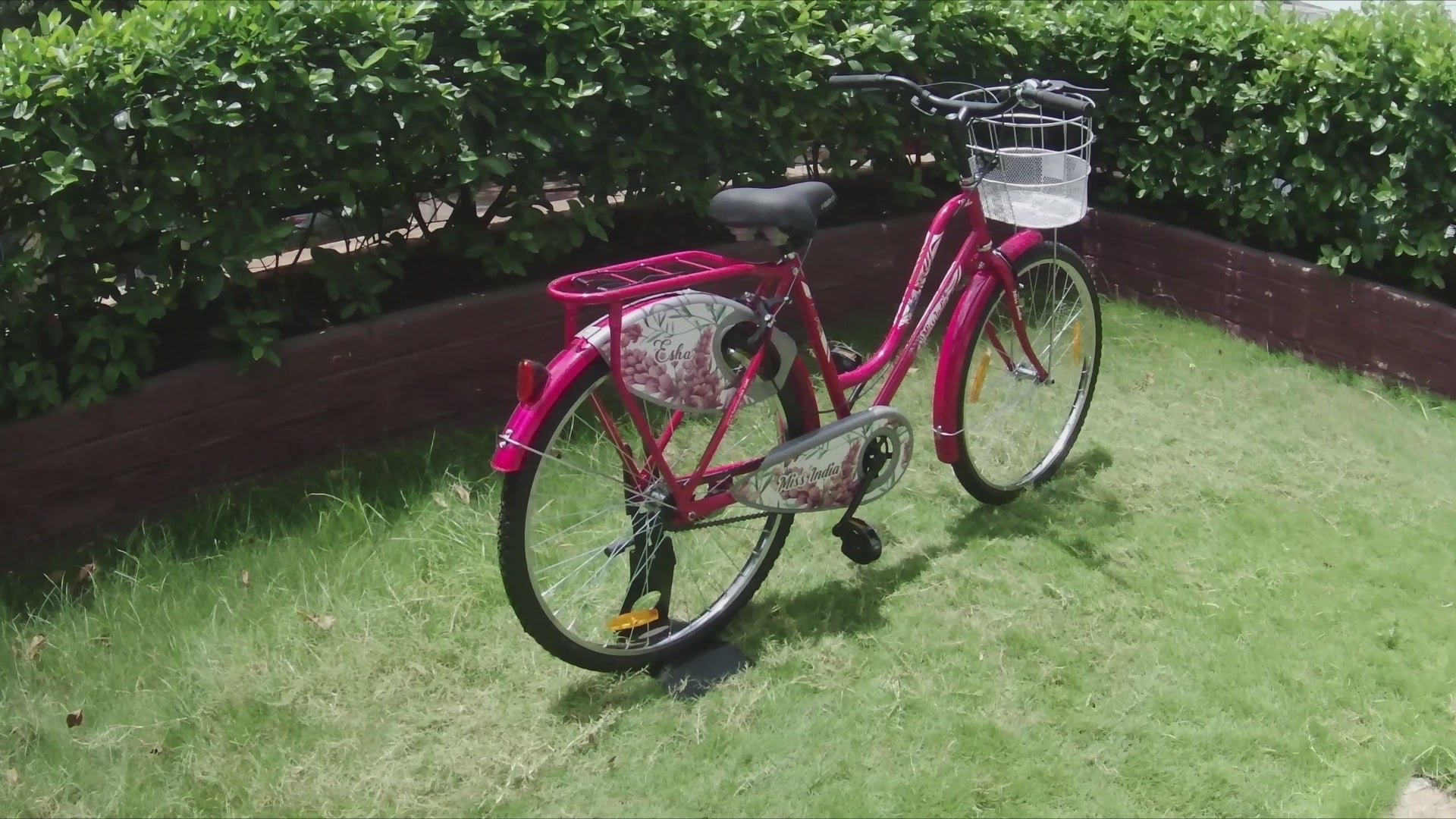 HERO 26 MISS INDIA ESHA