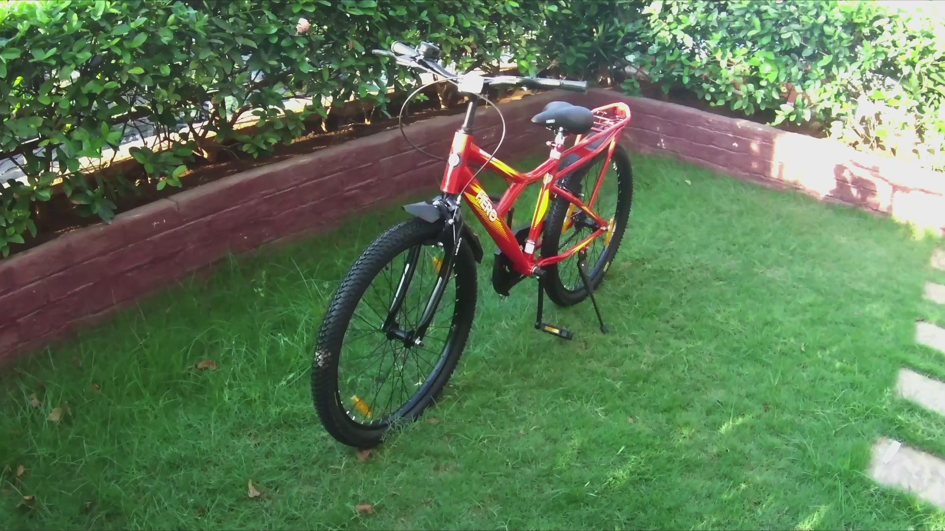 Hero 24 Bonfire Bicycle